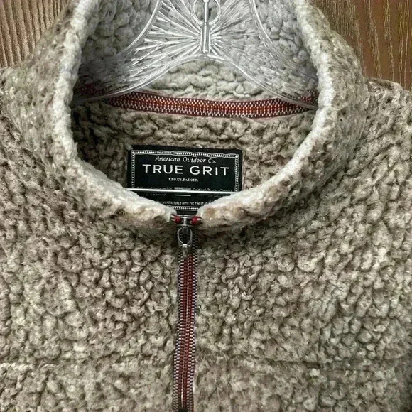 True Grit Pullover Men’s Tan/Brown Sherpa Wooly Fleece 1/4 Zip - Size Medium - Picture 2 of 10